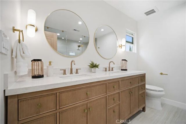 5932 Pat Avenue, Woodland Hills, CA 91367