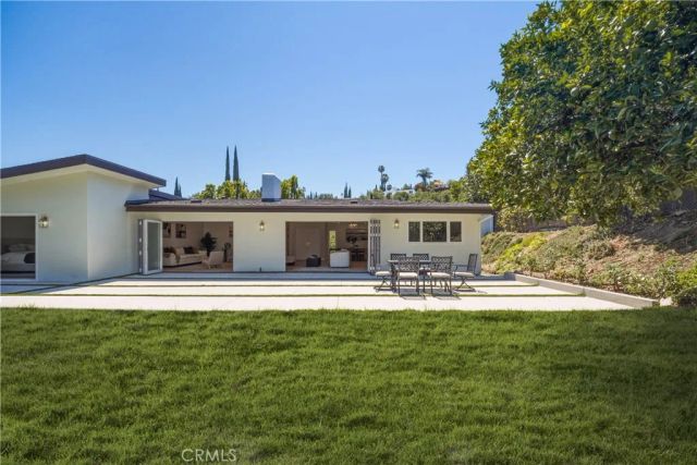 5932 Pat Avenue, Woodland Hills, CA 91367