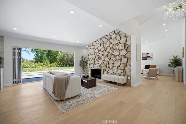 5932 Pat Avenue, Woodland Hills, CA 91367
