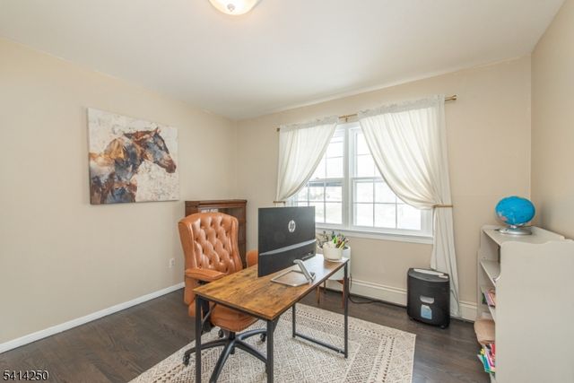 19 Mcneile Dr, Parsippany-troy Hills Twp., NJ 07054