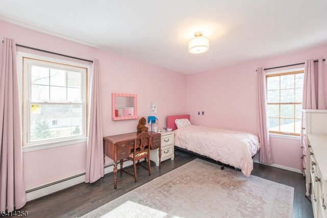 19 Mcneile Dr, Parsippany-troy Hills Twp., NJ 07054