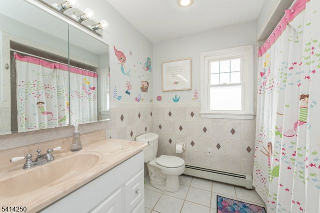 19 Mcneile Dr, Parsippany-troy Hills Twp., NJ 07054