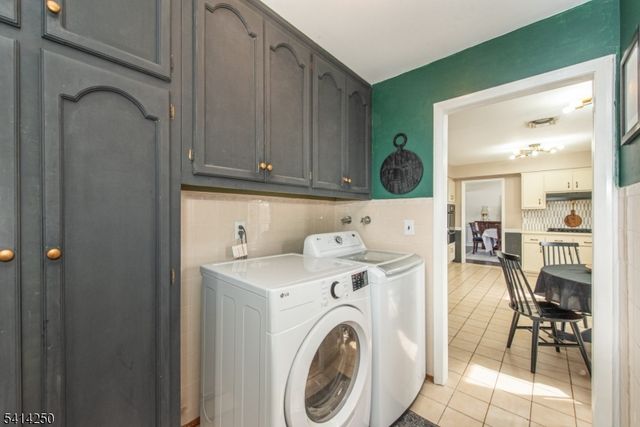 19 Mcneile Dr, Parsippany-troy Hills Twp., NJ 07054