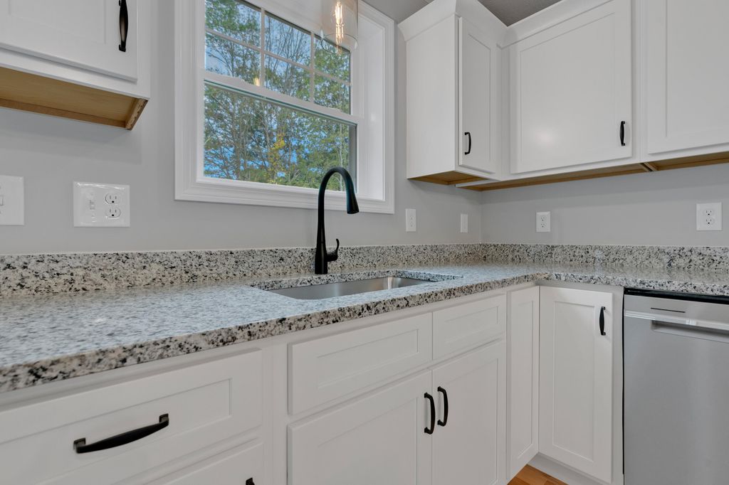 10 Black Birch Way 10, Old Orchard Beach, ME 04064 — photo 4