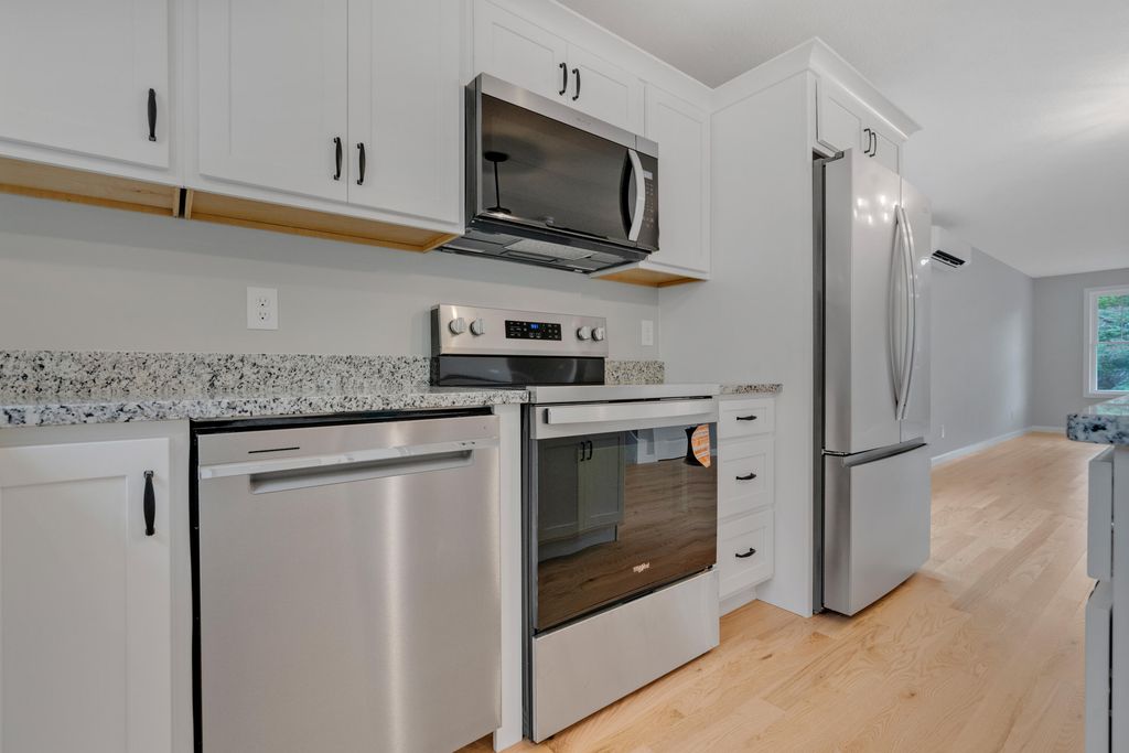 10 Black Birch Way 10, Old Orchard Beach, ME 04064 — photo 5