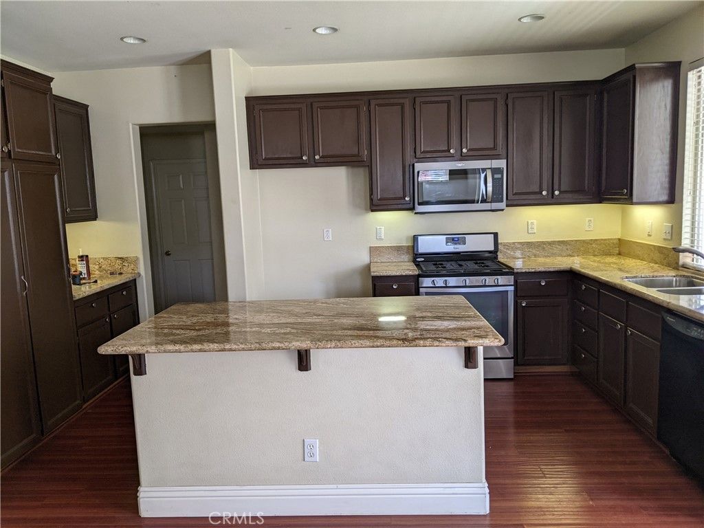 Image 2 of property listing at 15559 Sharon Court, Fontana, CA 92336