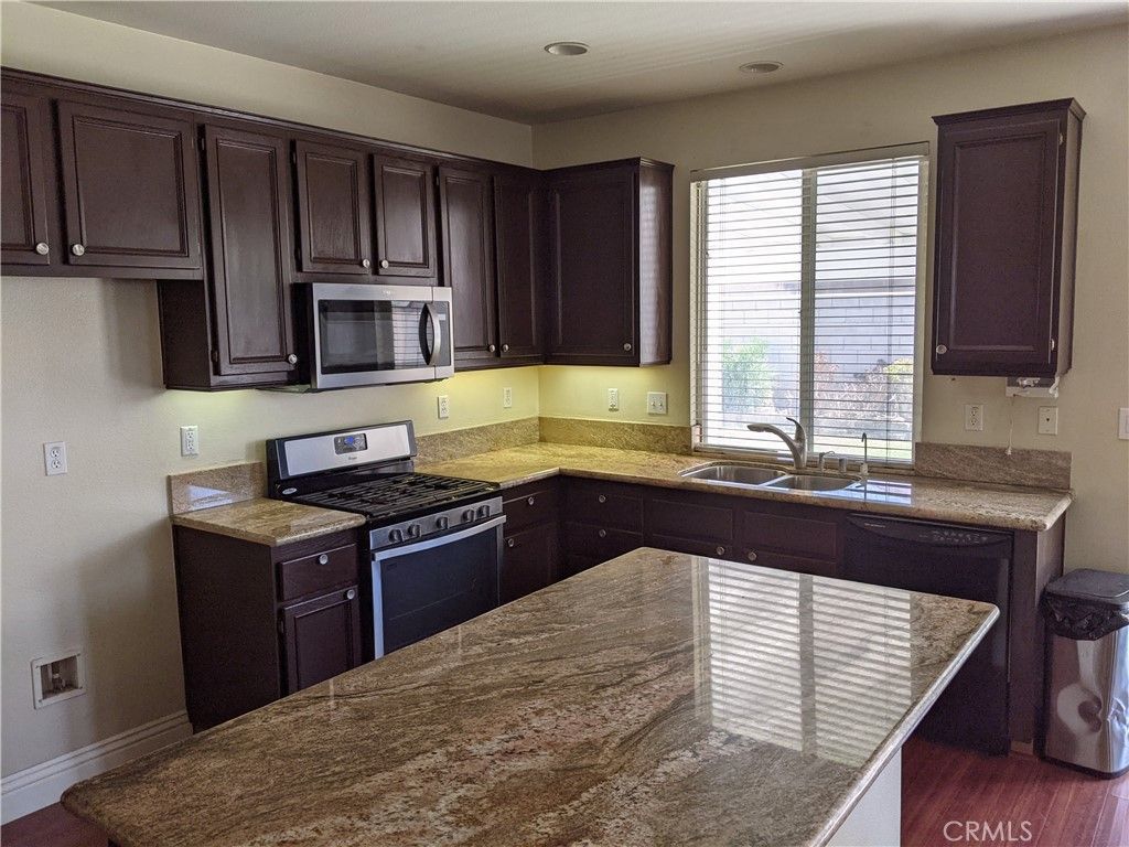 Image 3 of property listing at 15559 Sharon Court, Fontana, CA 92336