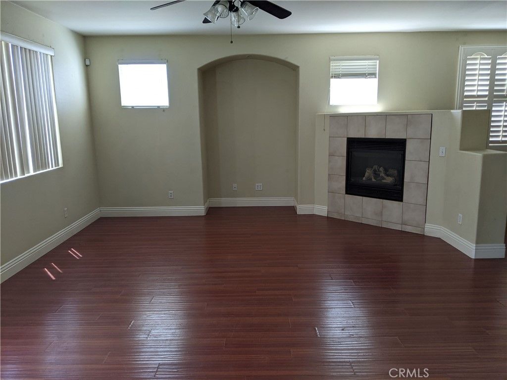 Image 5 of property listing at 15559 Sharon Court, Fontana, CA 92336