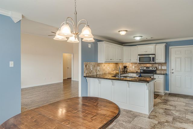 31 Chantileer Lane, Ward, AR 72176