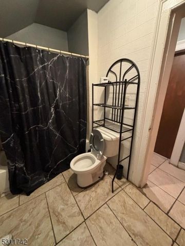 498 Summer St, Paterson City, NJ 07501