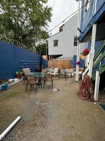 498 Summer St, Paterson City, NJ 07501