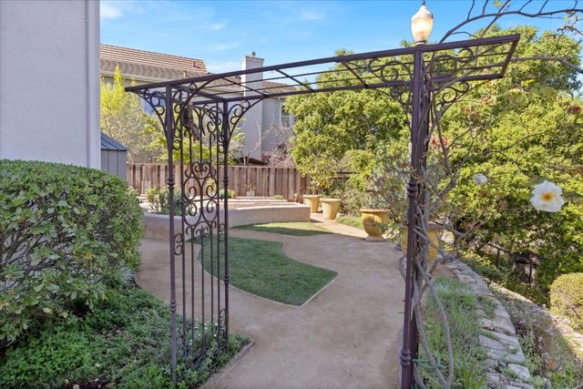 1136 Eagle Cliff Court, San Jose, CA 95120