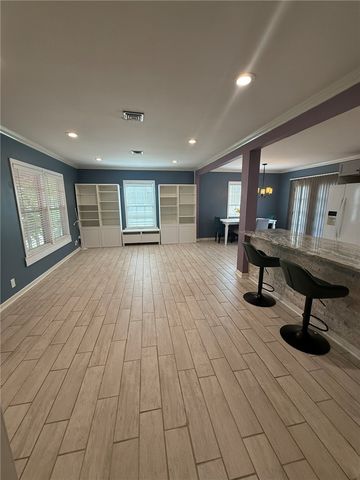 330 Breezeway Ave, Corpus Christi, TX 78404