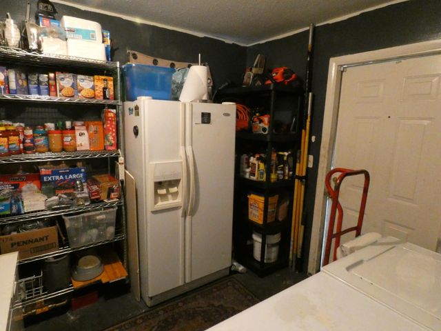 2350 NW 1st Street, Boynton Beach, FL 33435