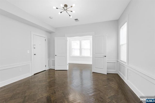 25 Waldo Avenue, Bloomfield, NJ 07003