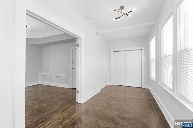 25 Waldo Avenue, Bloomfield, NJ 07003