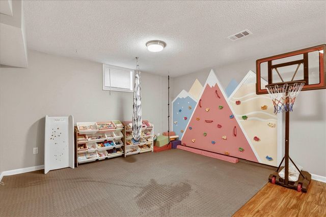 6633 Birch Shore Drive, Lakeview, MI 48850