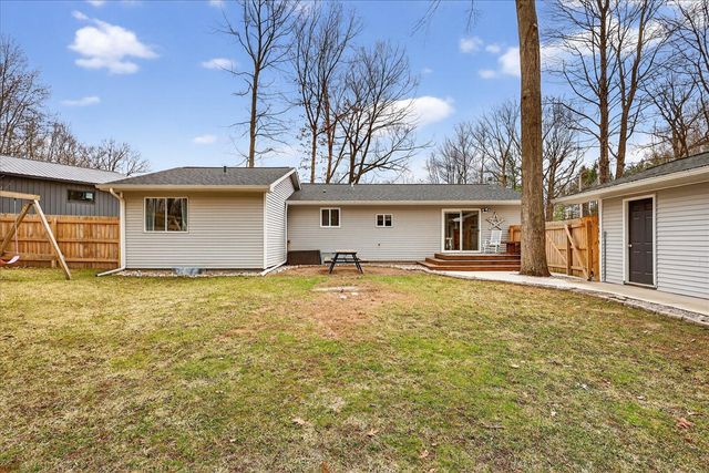 6633 Birch Shore Drive, Lakeview, MI 48850