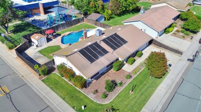 8951 Lansdowne Ct, Elk Grove, CA 95624