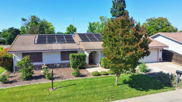 8951 Lansdowne Ct, Elk Grove, CA 95624