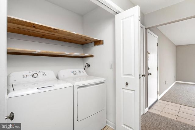 U7 AVON DR, East Windsor, NJ 08520