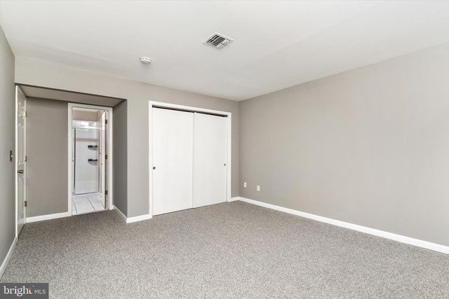 U7 AVON DR, East Windsor, NJ 08520