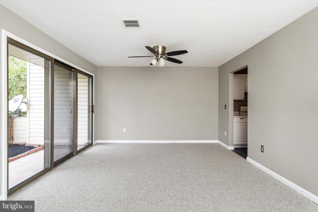 U7 AVON DR, East Windsor, NJ 08520