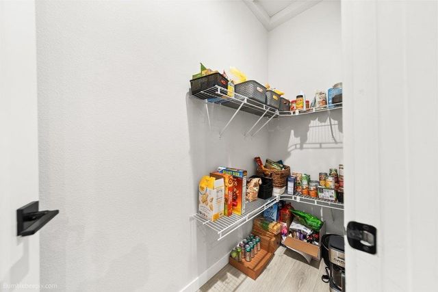 13521 W 12th Ave, Airway Heights, WA 99001