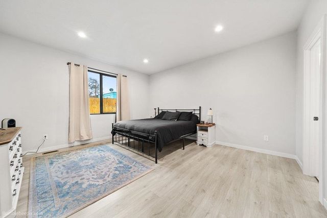 13521 W 12th Ave, Airway Heights, WA 99001