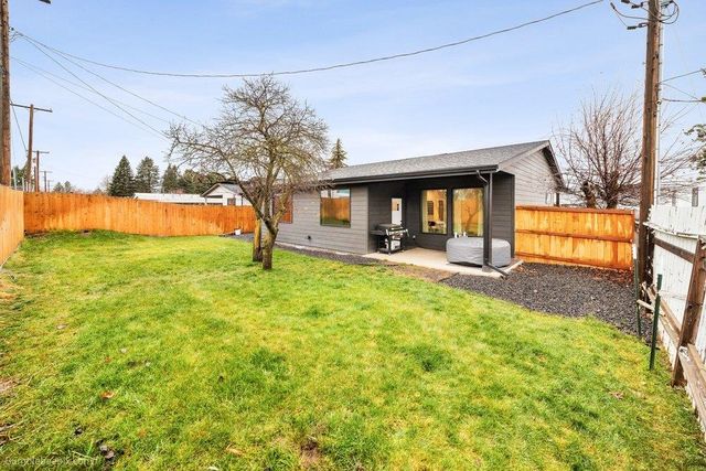 13521 W 12th Ave, Airway Heights, WA 99001