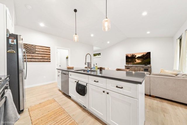 13521 W 12th Ave, Airway Heights, WA 99001