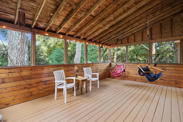 63 Jamestown Road, Leominster, MA 01453