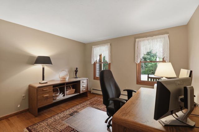 63 Jamestown Road, Leominster, MA 01453