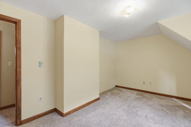 63 Jamestown Road, Leominster, MA 01453
