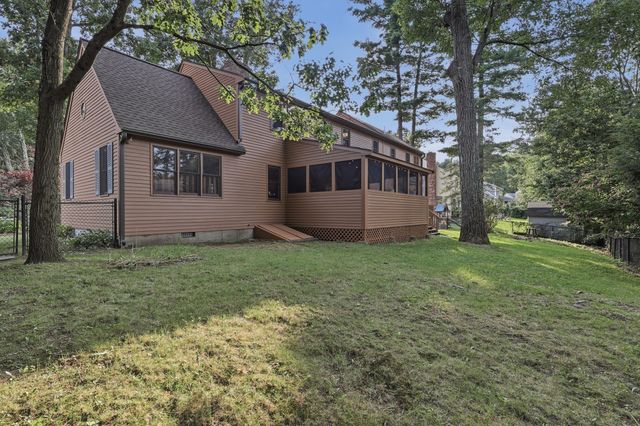 63 Jamestown Road, Leominster, MA 01453