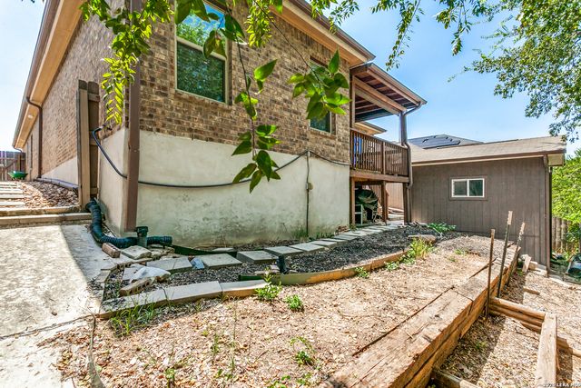 6207 Lowrie, San Antonio, TX 78239