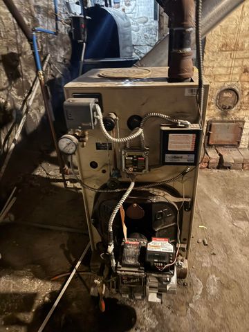 11 Ashuelot Street, Winchester, NH 03477