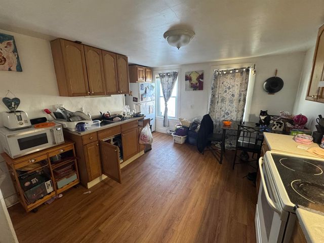 11 Ashuelot Street, Winchester, NH 03477