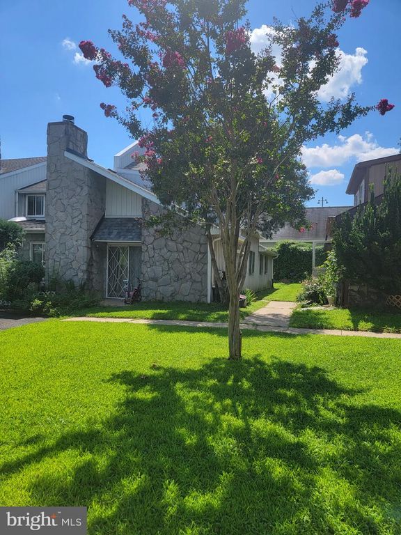 1714 NATHANIEL DR, PHILADELPHIA, PA 19116 — exterior