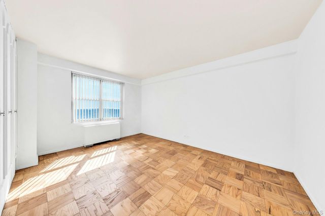 110-11 Queens Boulevard 25K, Forest Hills, NY 11375