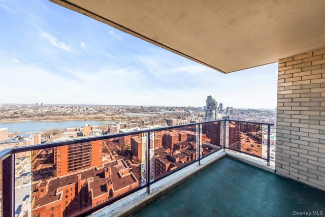 110-11 Queens Boulevard 25K, Forest Hills, NY 11375