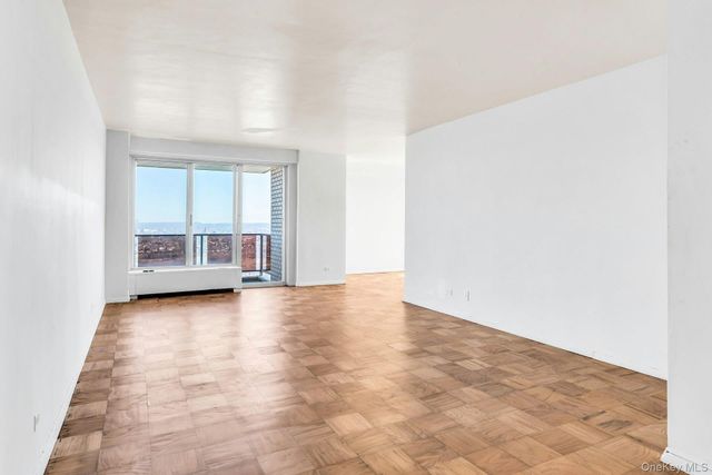 110-11 Queens Boulevard 25K, Forest Hills, NY 11375