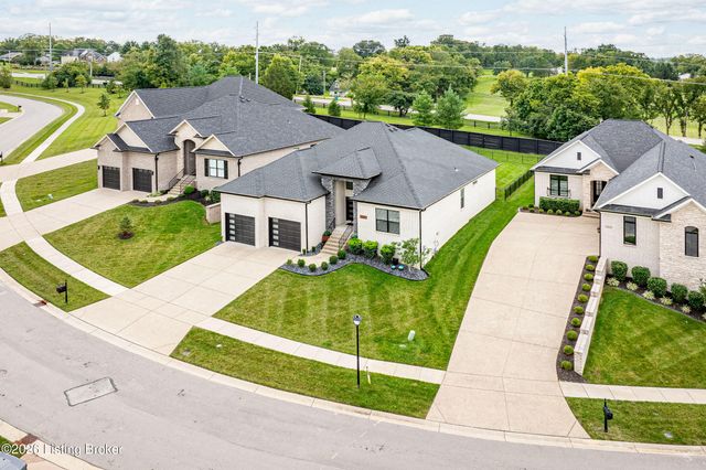 114 Locust Park Pl, Louisville, KY 40245