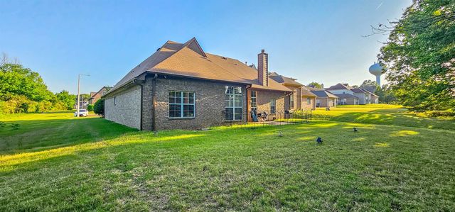 7672 N BROOKWATER CV, Memphis, TN 38125