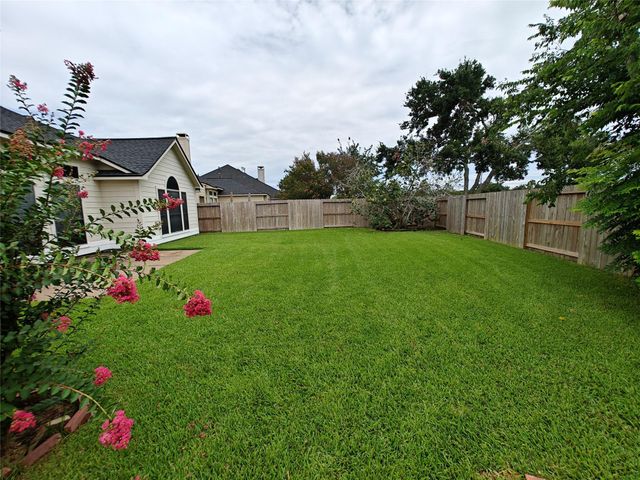3814 Paigewood, Pearland, TX 77584