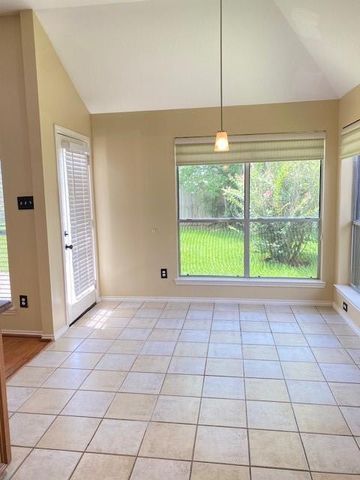 3814 Paigewood, Pearland, TX 77584