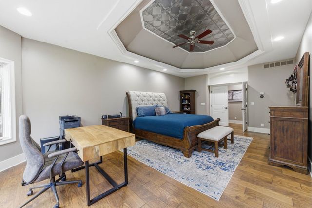7 N Stagecoach, Wichita, KS 67230