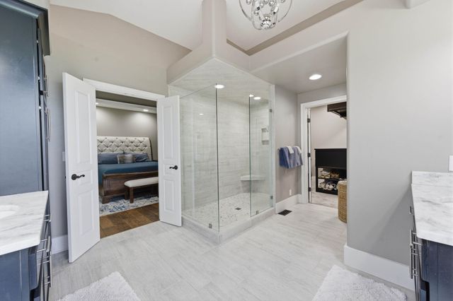 7 N Stagecoach, Wichita, KS 67230