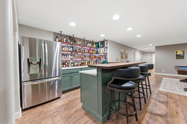 7 N Stagecoach, Wichita, KS 67230