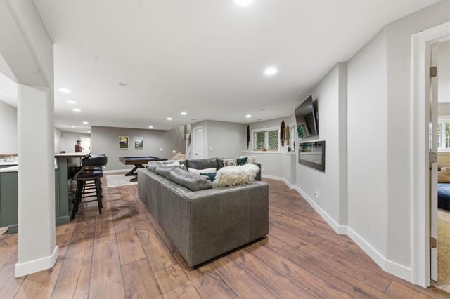 7 N Stagecoach, Wichita, KS 67230
